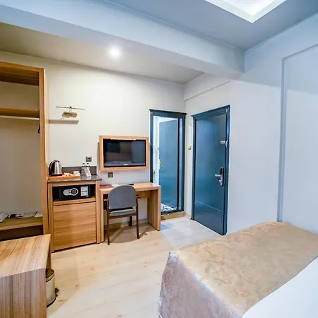 Hotel Avec 4 chambre 4*