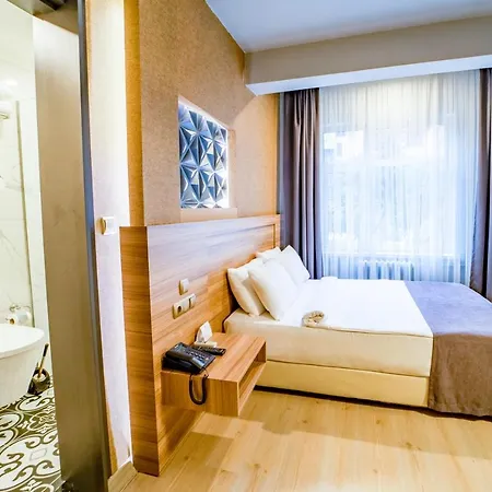 Avec 4 chambre Hotel 4*
