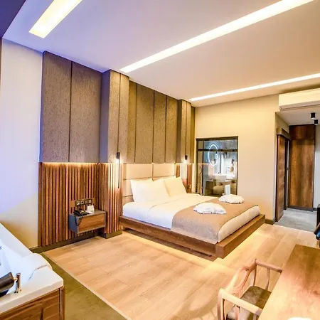Di 1300 M² Con 4 Trabzon